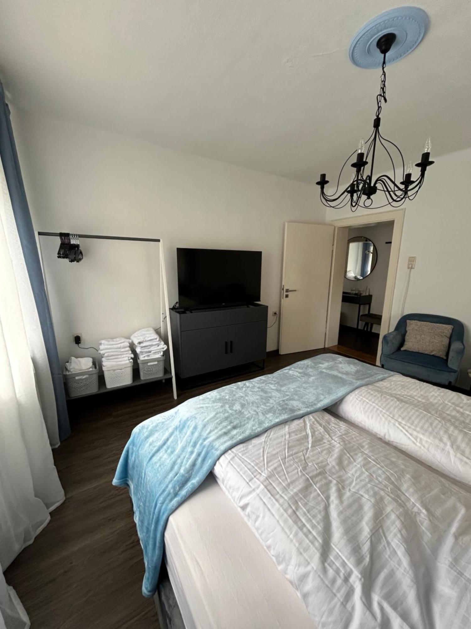 Mintara Apartment Charme Der Stadt Parkplatz Netflix Und Sky Lichtenfels  Bagian luar foto